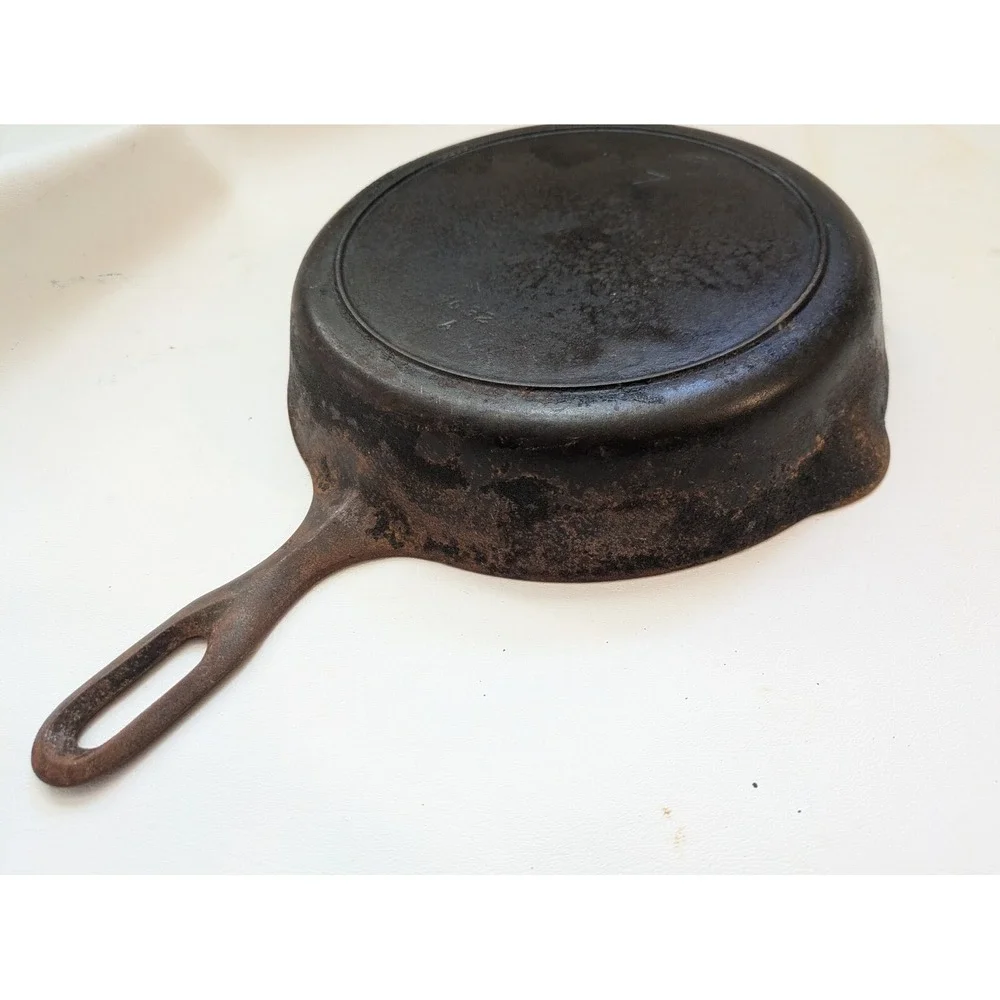 Griswold Iron Mountain 7 1032A Cast Iron Skillet Ban 2 Spout Unrestored
